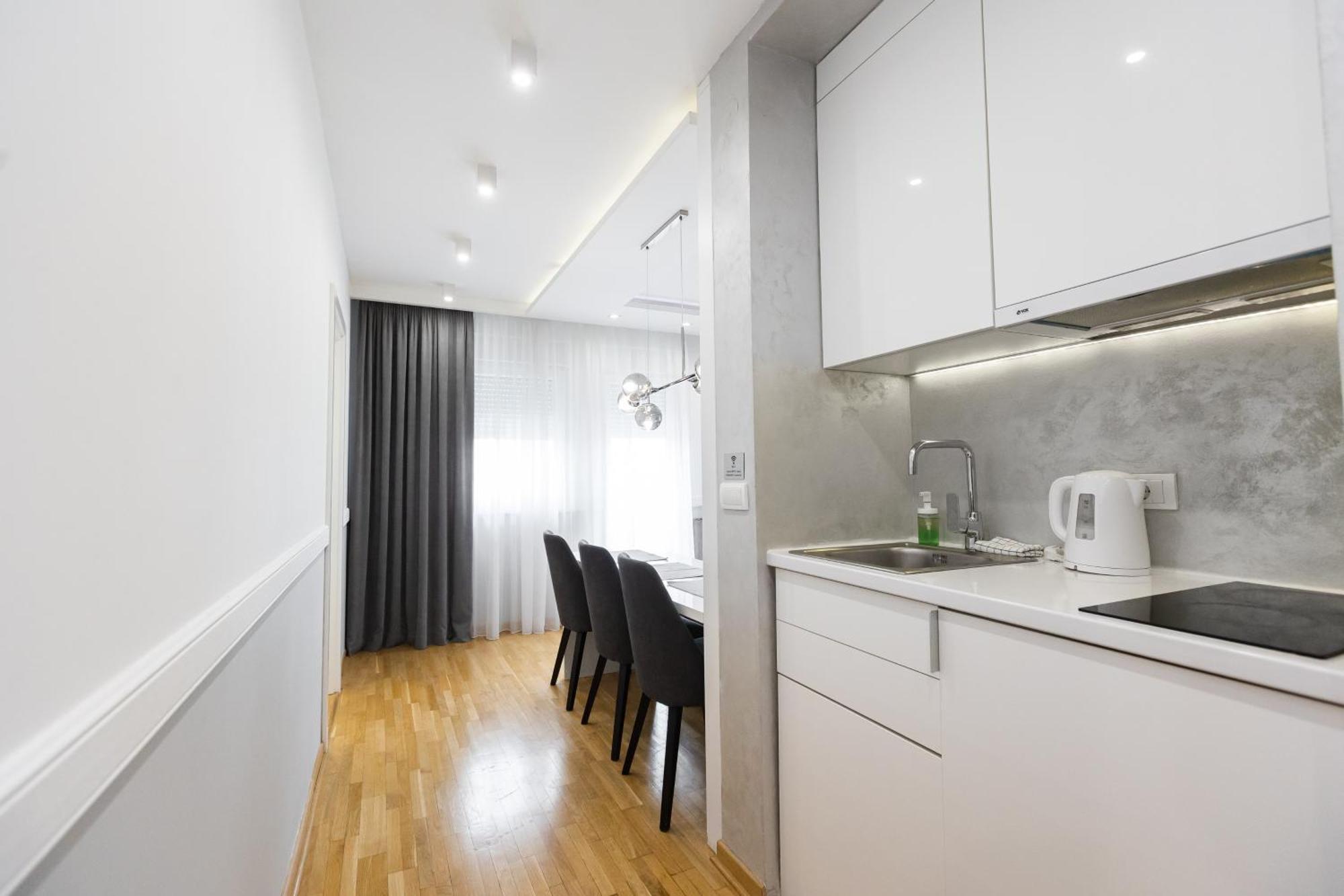 White Apartments Belgrado Quarto foto